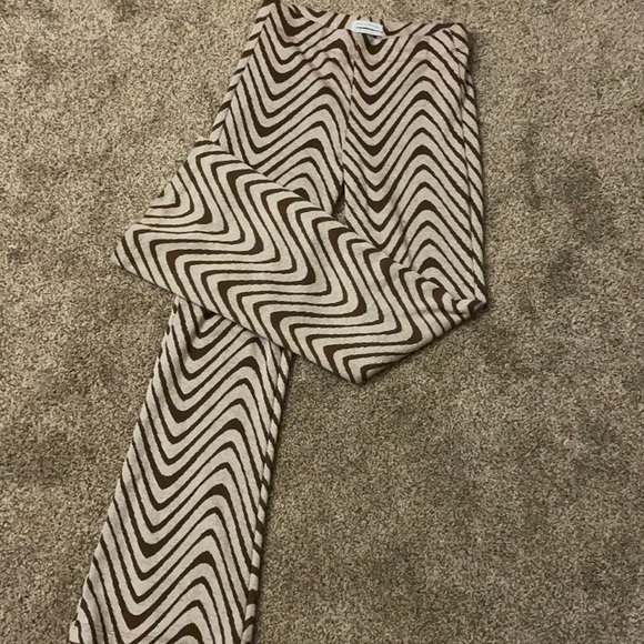 Urban outfitters flare pants - Picture 3 of 5